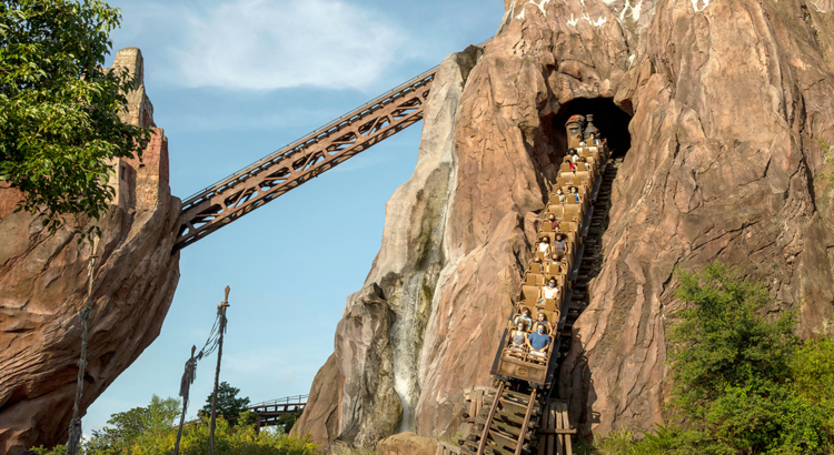 Disney World Epcot Expedition Everest Foto Disney